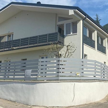 Appartement Garda 33 Caprino Veronese Extérieur photo